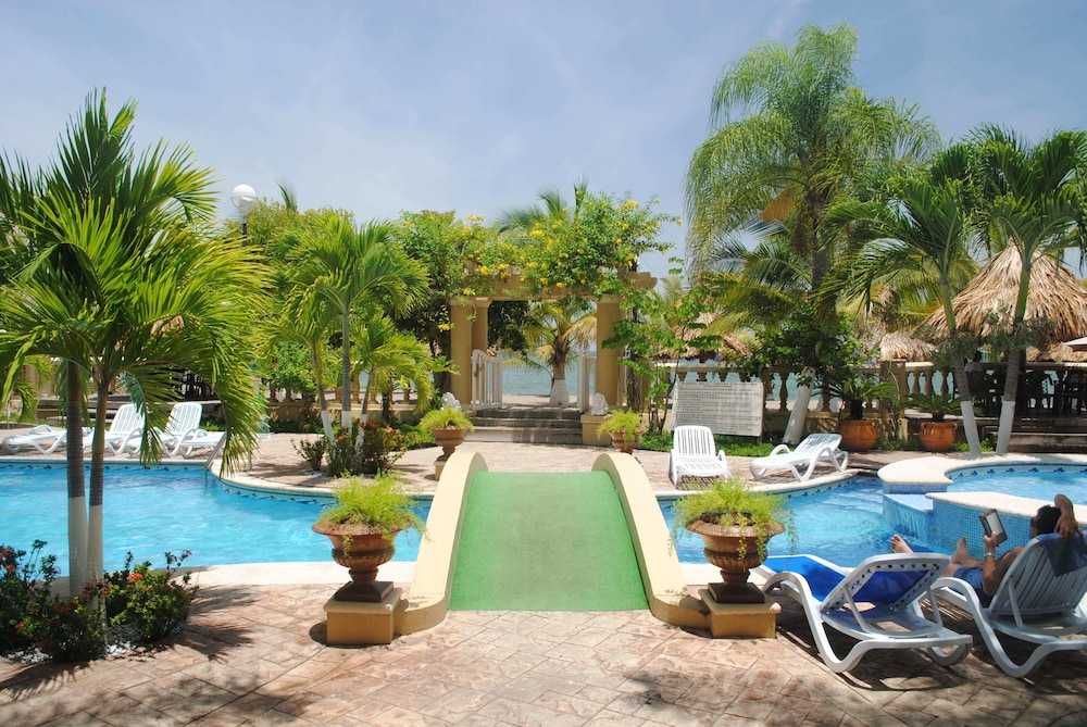 Quinta Real Hotel 57/66