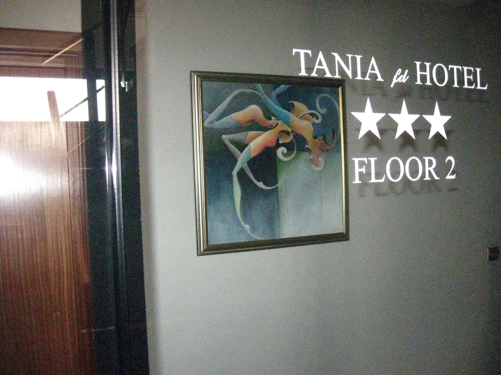 Tania Frankfurt Hotel Bucharest 31/48
