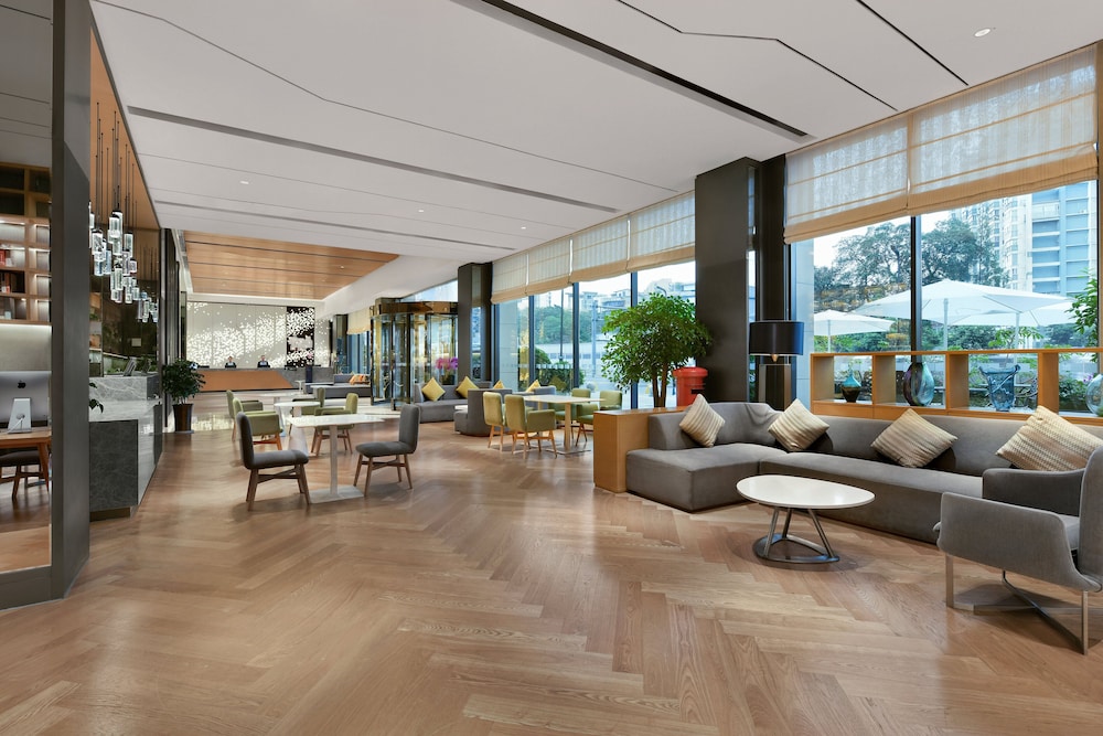 Holiday Inn Express Chengdu Huanhuaxi 35/67