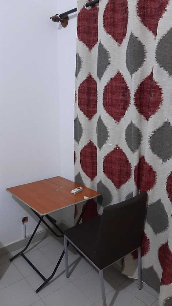 Aziz Residence 3/37