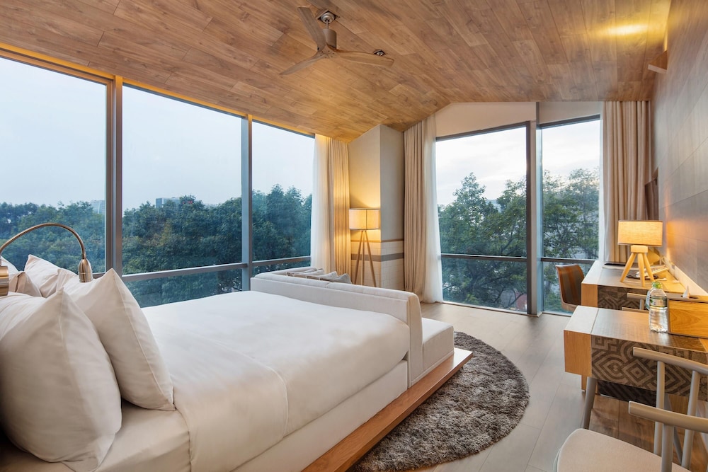 Fusion Suites Saigon 30/63