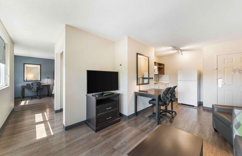 Extended Stay America Miami Airport Doral 25th St 47/56
