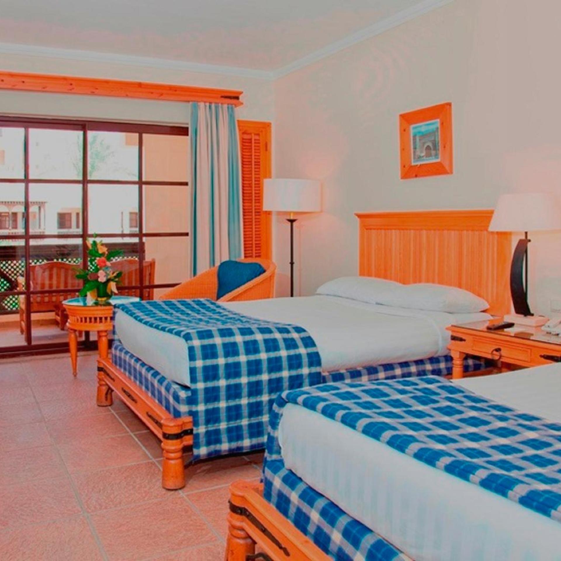 Sharm Resort 12/75