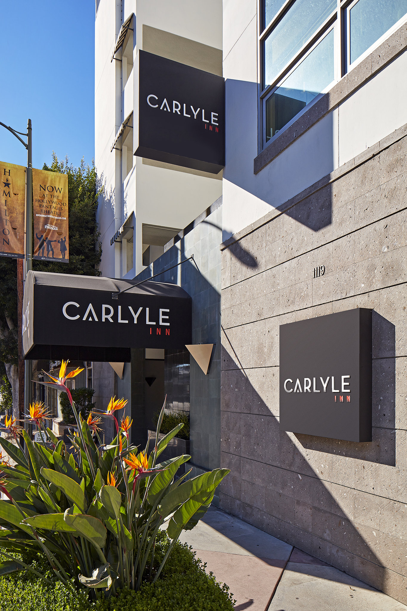 Carlyle Inn 64/69