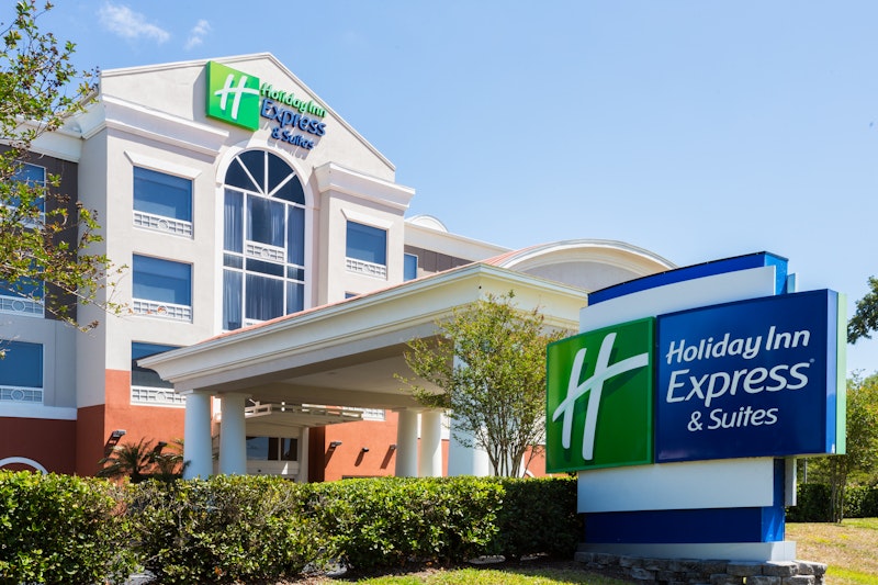 Holiday Inn Express & Suites Tampa-Fairgrounds-Casino, an IHG Hotel 1/45