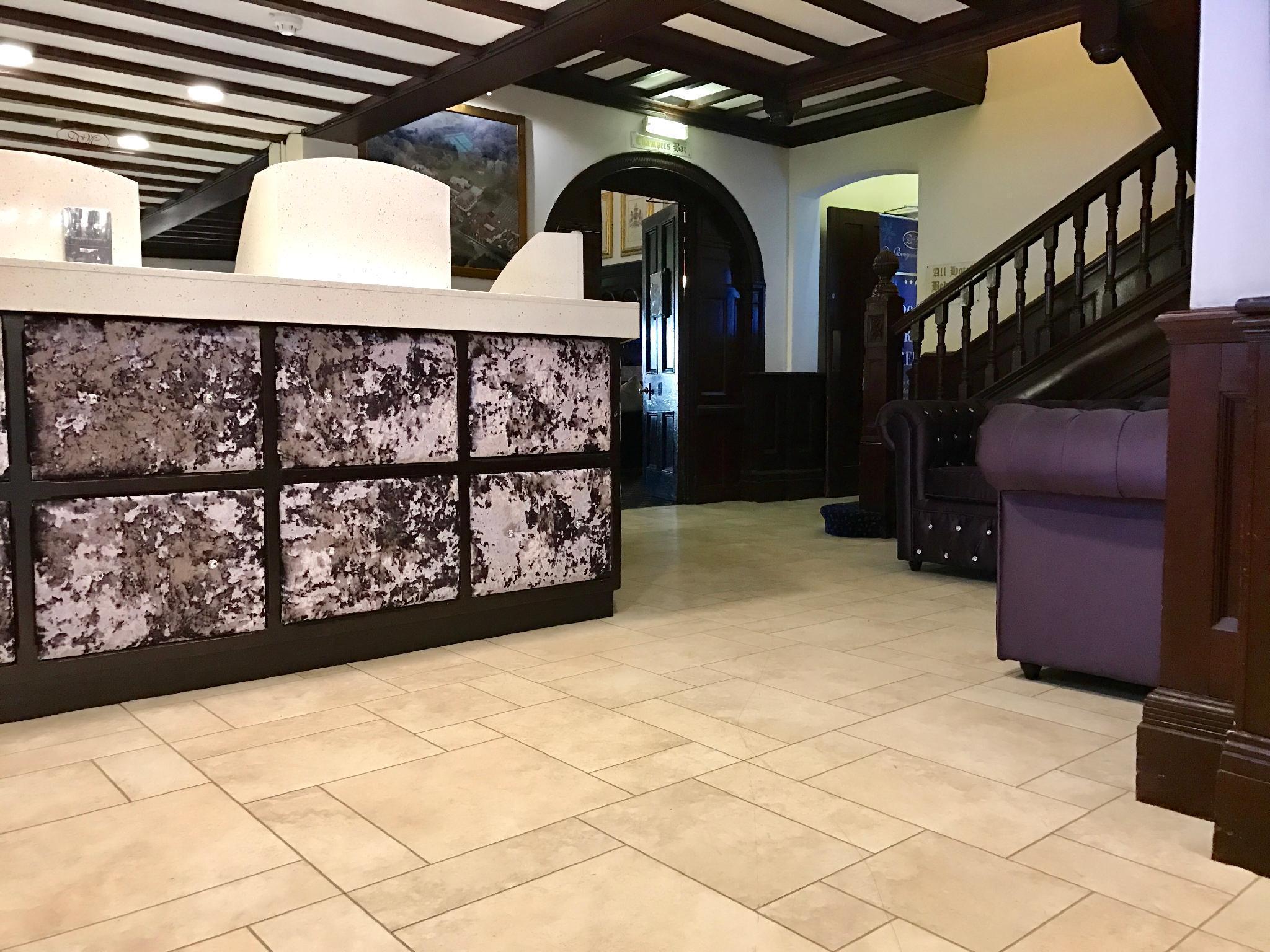 De Rougemont Manor 4/20