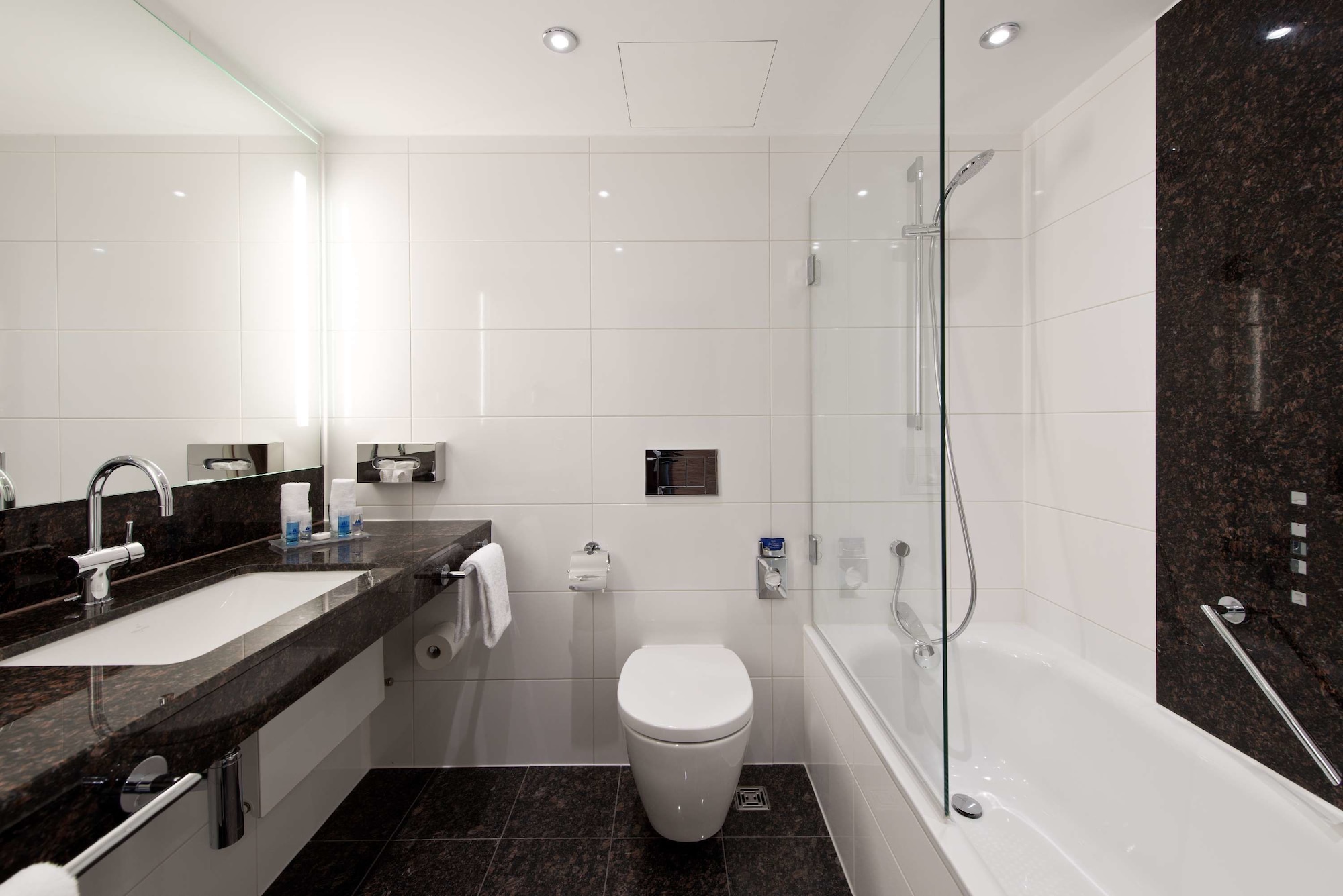 غرفة كومفورت عائلية مع أريكة، Maritim Hotel Darmstadt 7/7