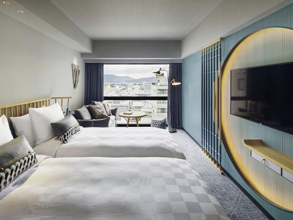 غرفة سوبيريور بسريرين منفصلين مع أريكة بحوض استحمام، Mercure Kyoto Station 5/10