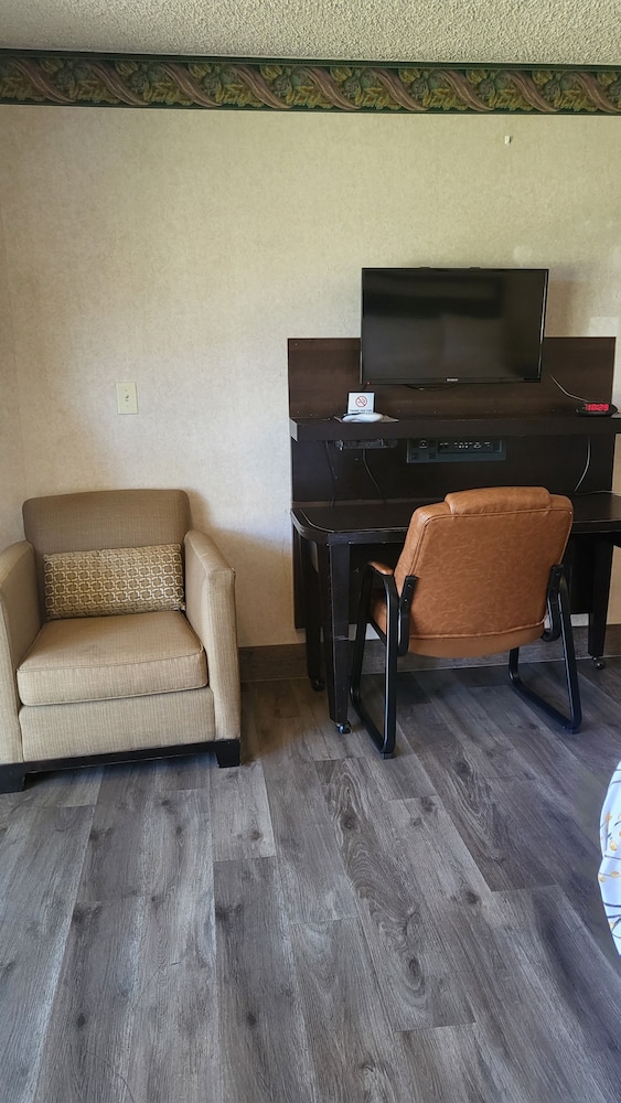 Valley Inn 39/59