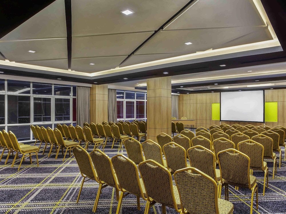 Ibis Styles Bekasi Jatibening 62/72