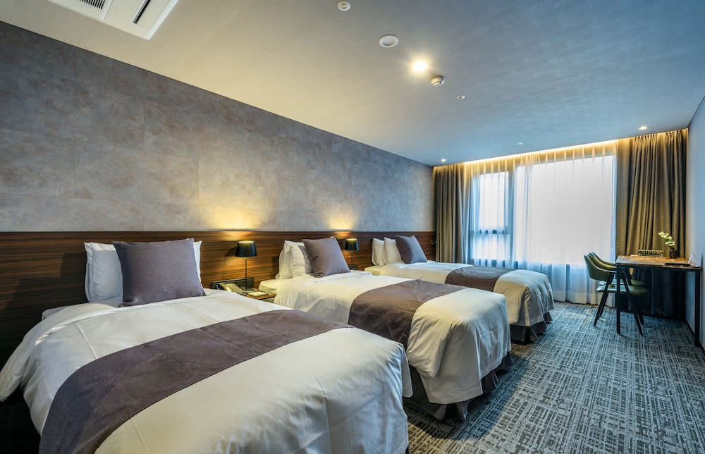 Hotel With Jeju 18/43