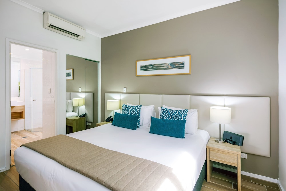 Mantra Portsea Port Douglas 11/62