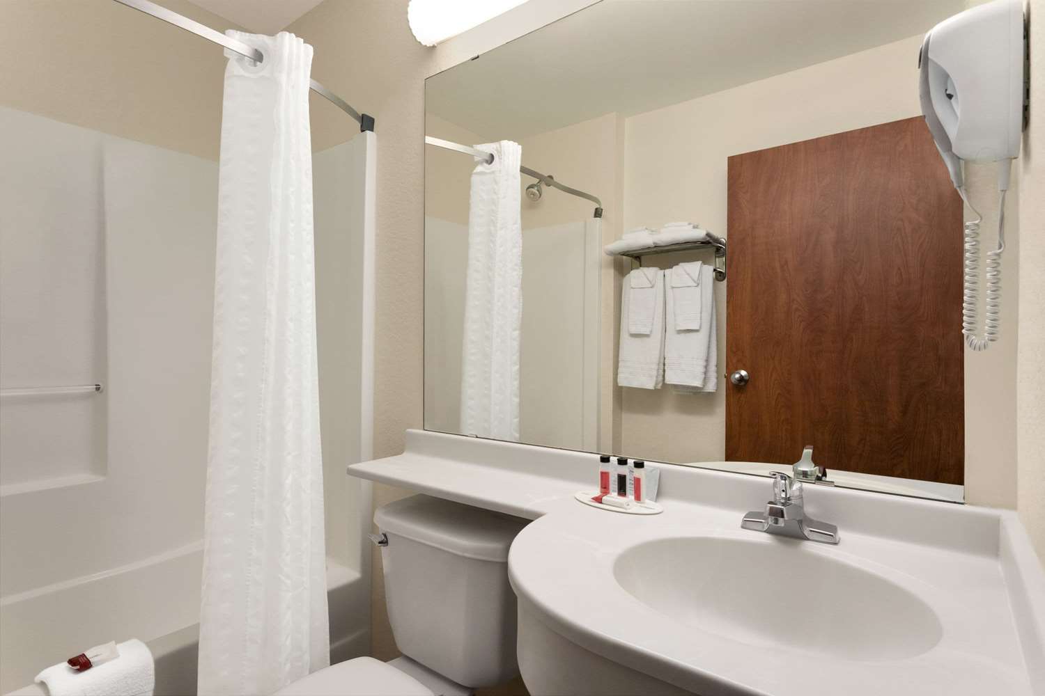 Microtel Inn Suites By Wyndham Inver Grove Heights Minneap 47/50