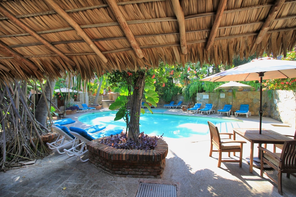 Hotel Santa Fe Puerto Escondido 20/50