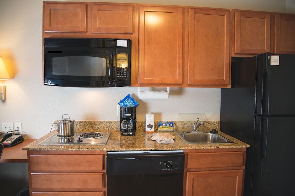 Candlewood Suites Loveland 53/62