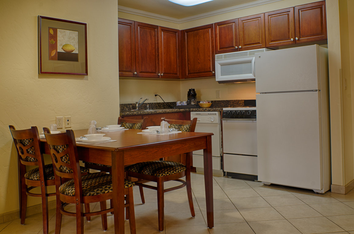 Holiday Inn Express Hotel Suites Tucson Mall 50/72