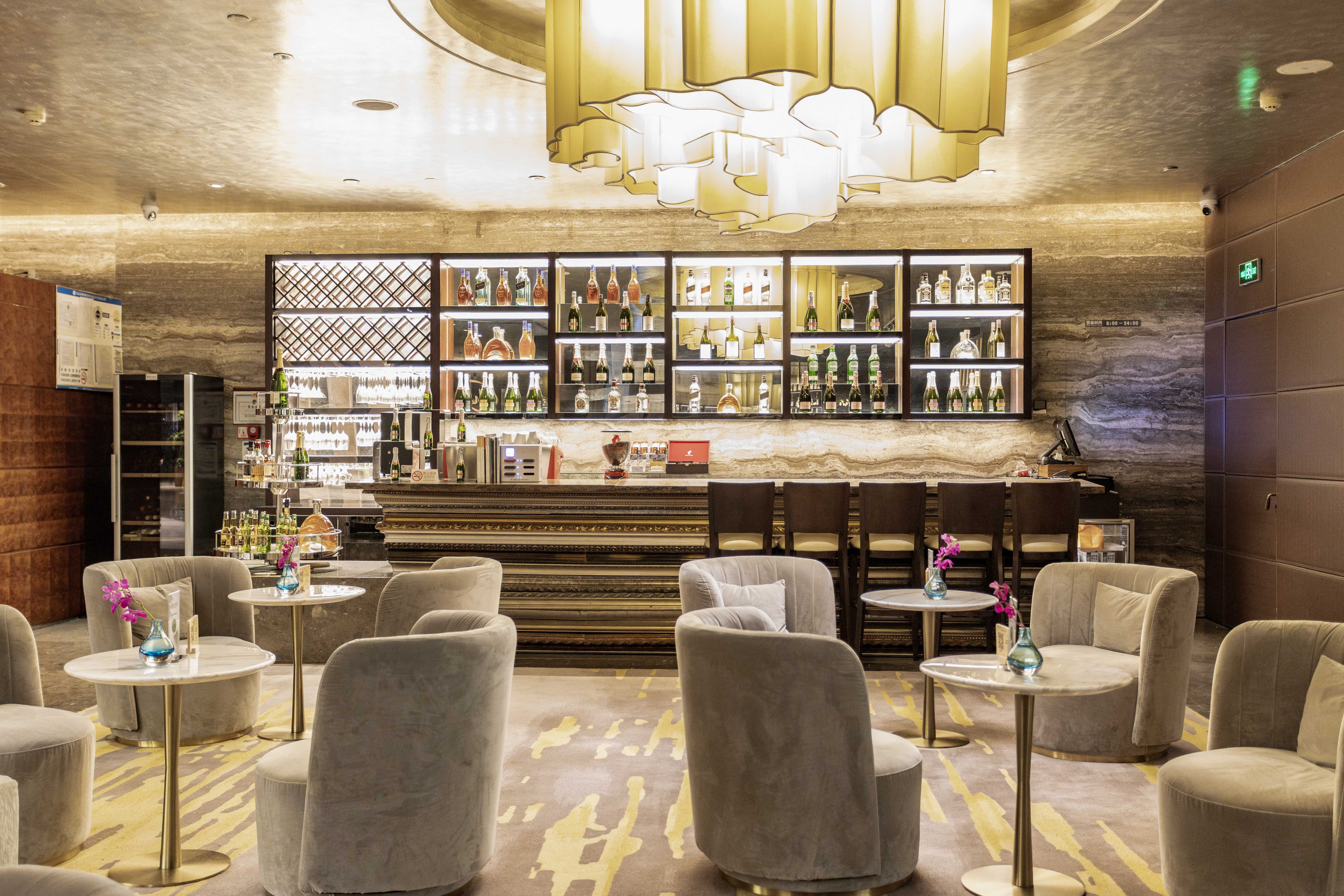 Crowne Plaza Chaoyang U Town 35/50
