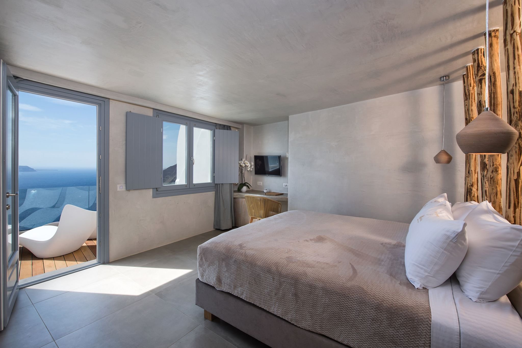 Junior Cave Suite