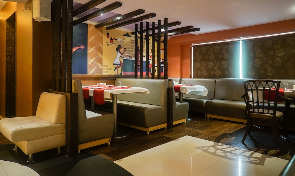 Treebo Trend Brahma Regency 28/39