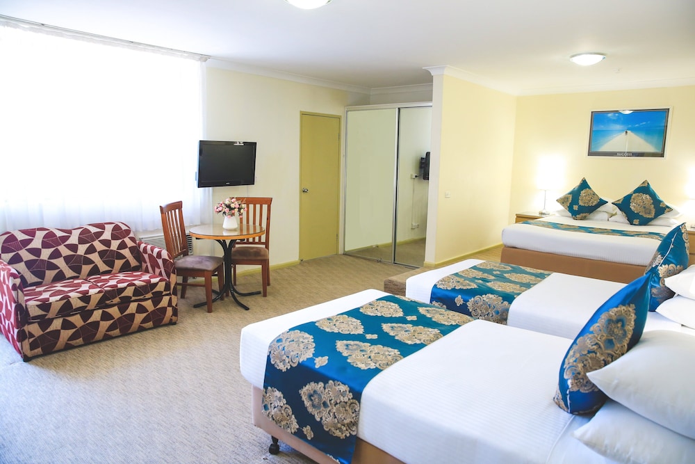 Ryde Inn 12/41