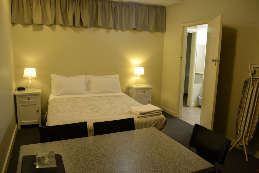 Corio Bay Motel 11/34