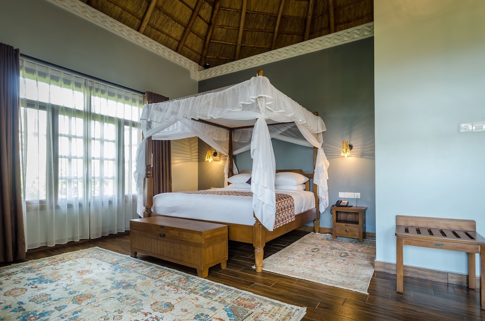 Emburara Farm Lodge 11/50