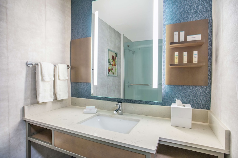 Hilton Garden Inn Palm Beach Gardens 11/55