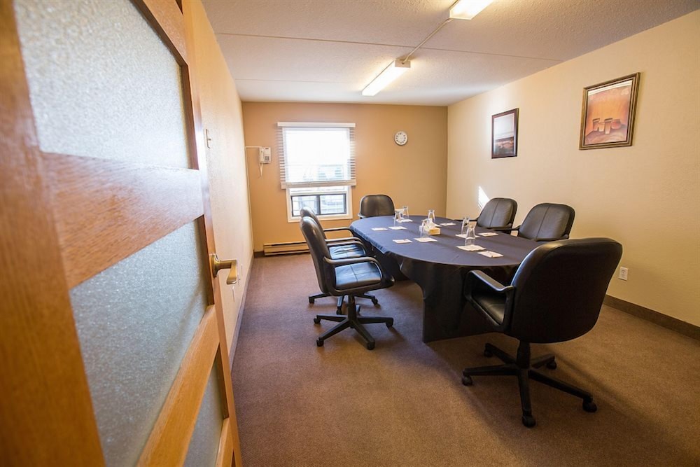 Travelodge by Wyndham Regina 53/65