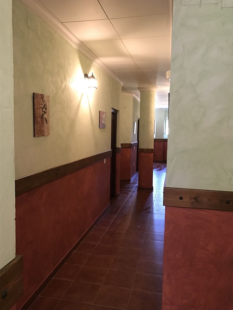 Hostal Restaurante El Mero 5/34