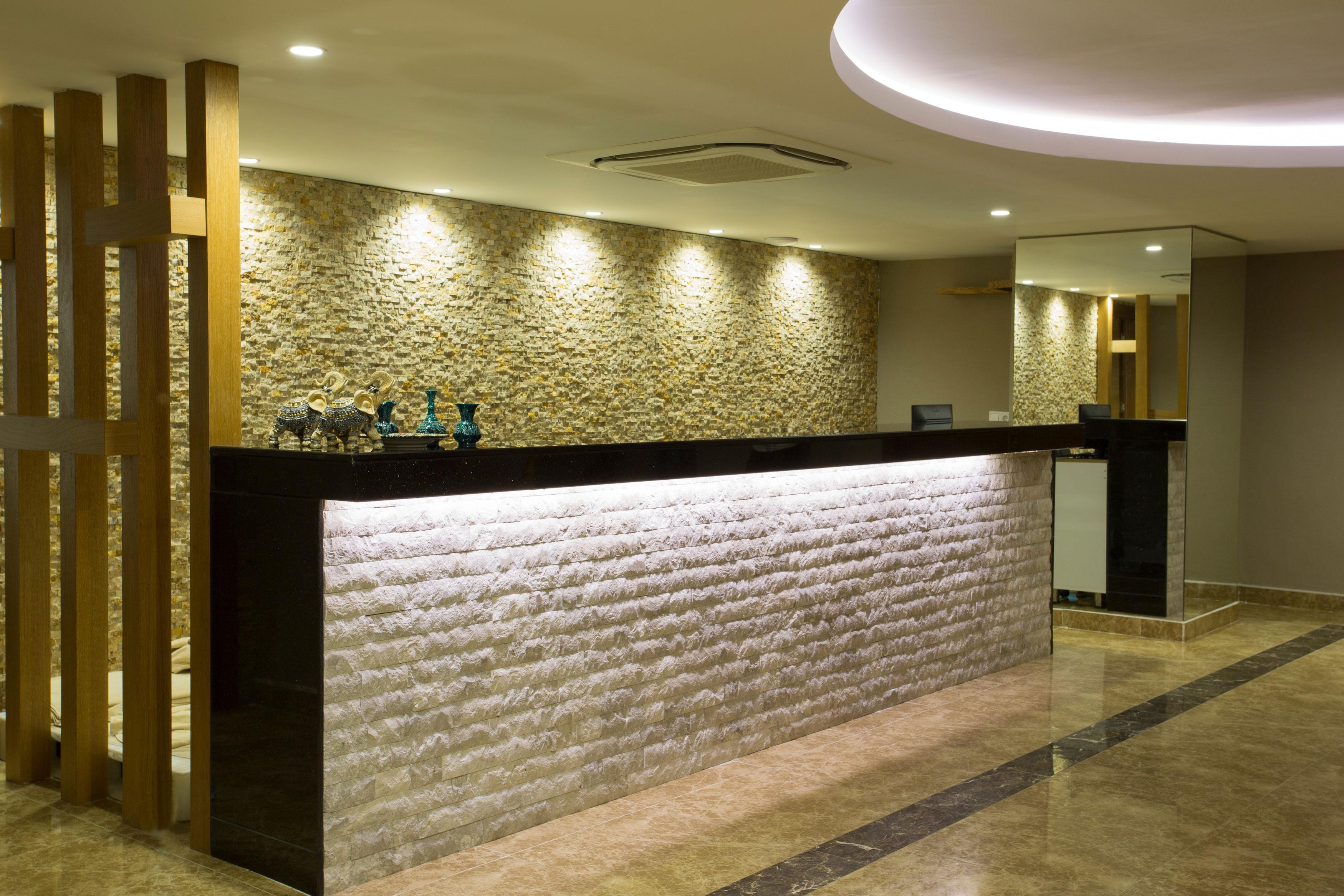 Water Side Resort And Spa 6/50