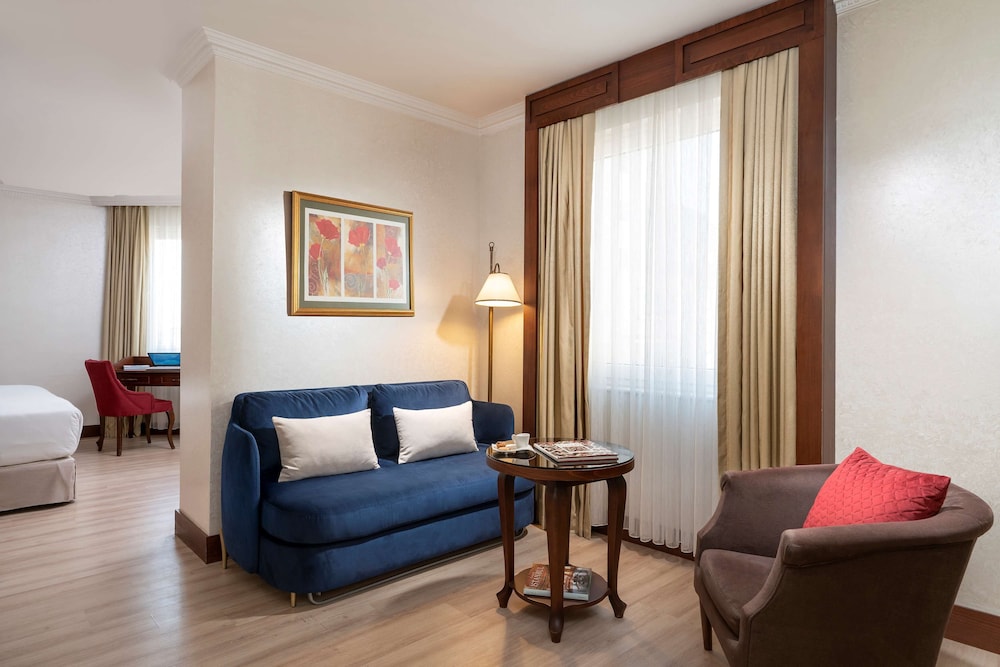 Occidental Taksim Hotel 46/72
