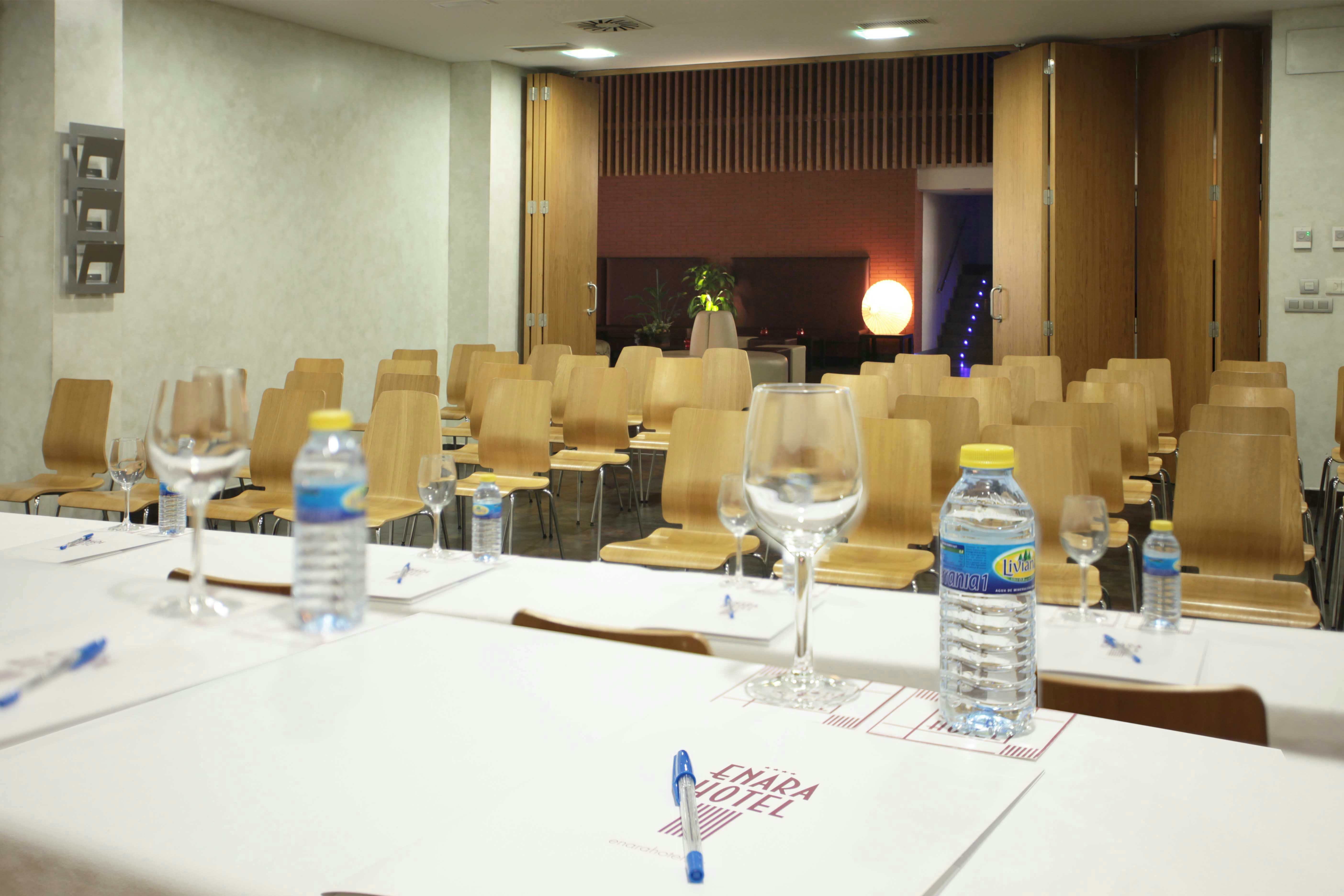 ELE Enara Boutique Hotel 29/31