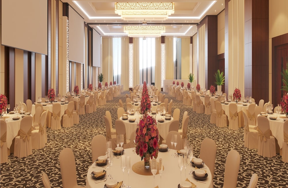 Atria Hotel Gading Serpong 62/72