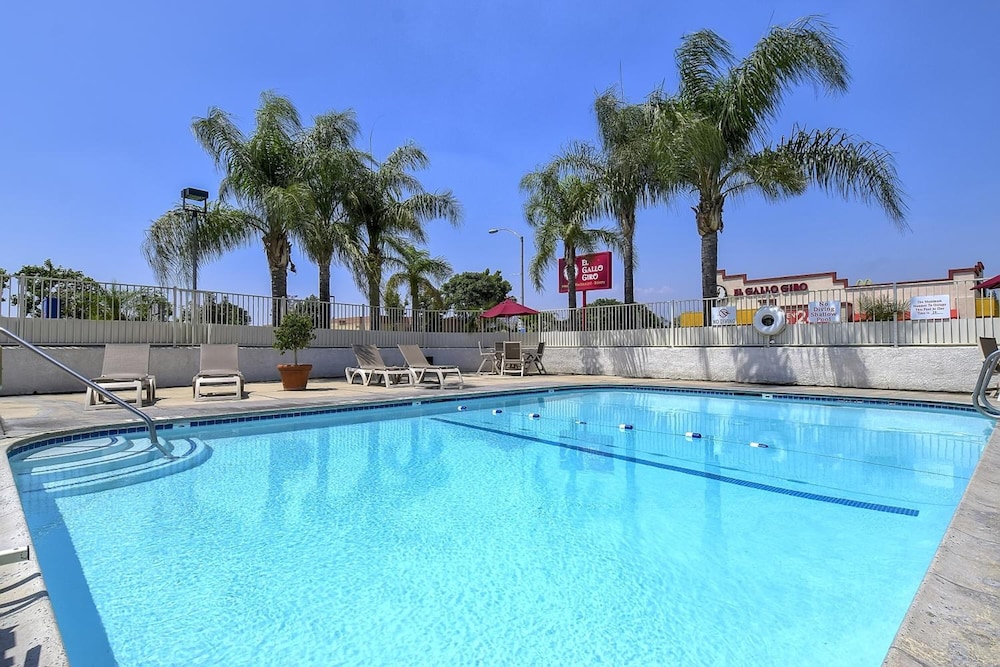 Motel6 Fontana 9/46