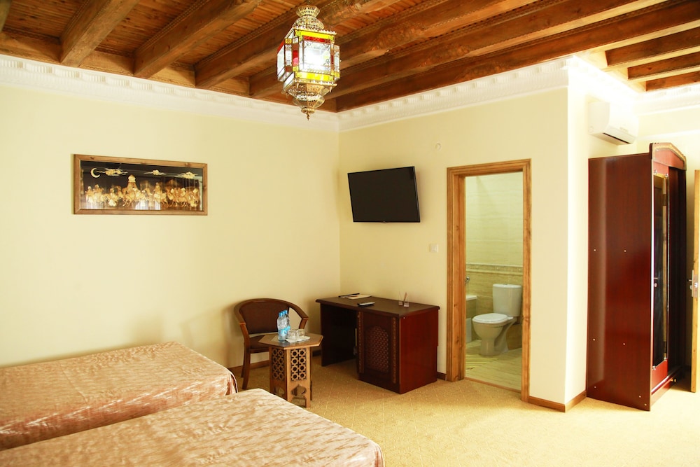 Kukaldosh Hotel 41/73