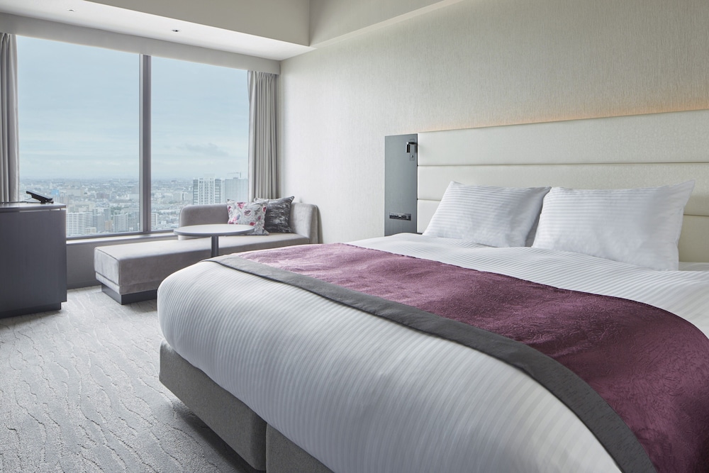 SUPERIOR, KING BED