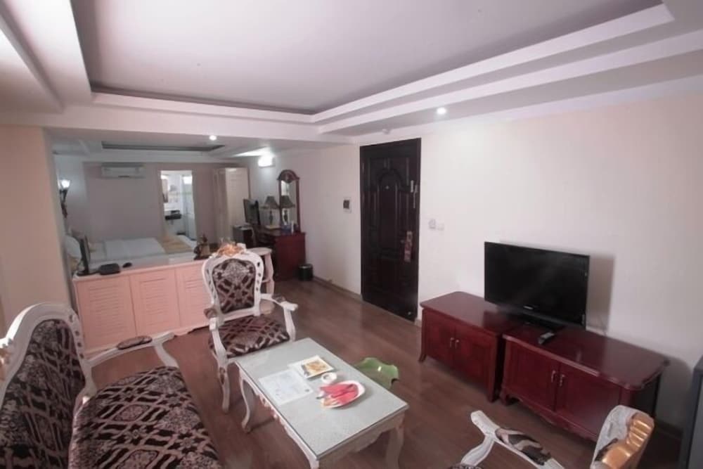 Classic Hoang Long Hotel 58/65