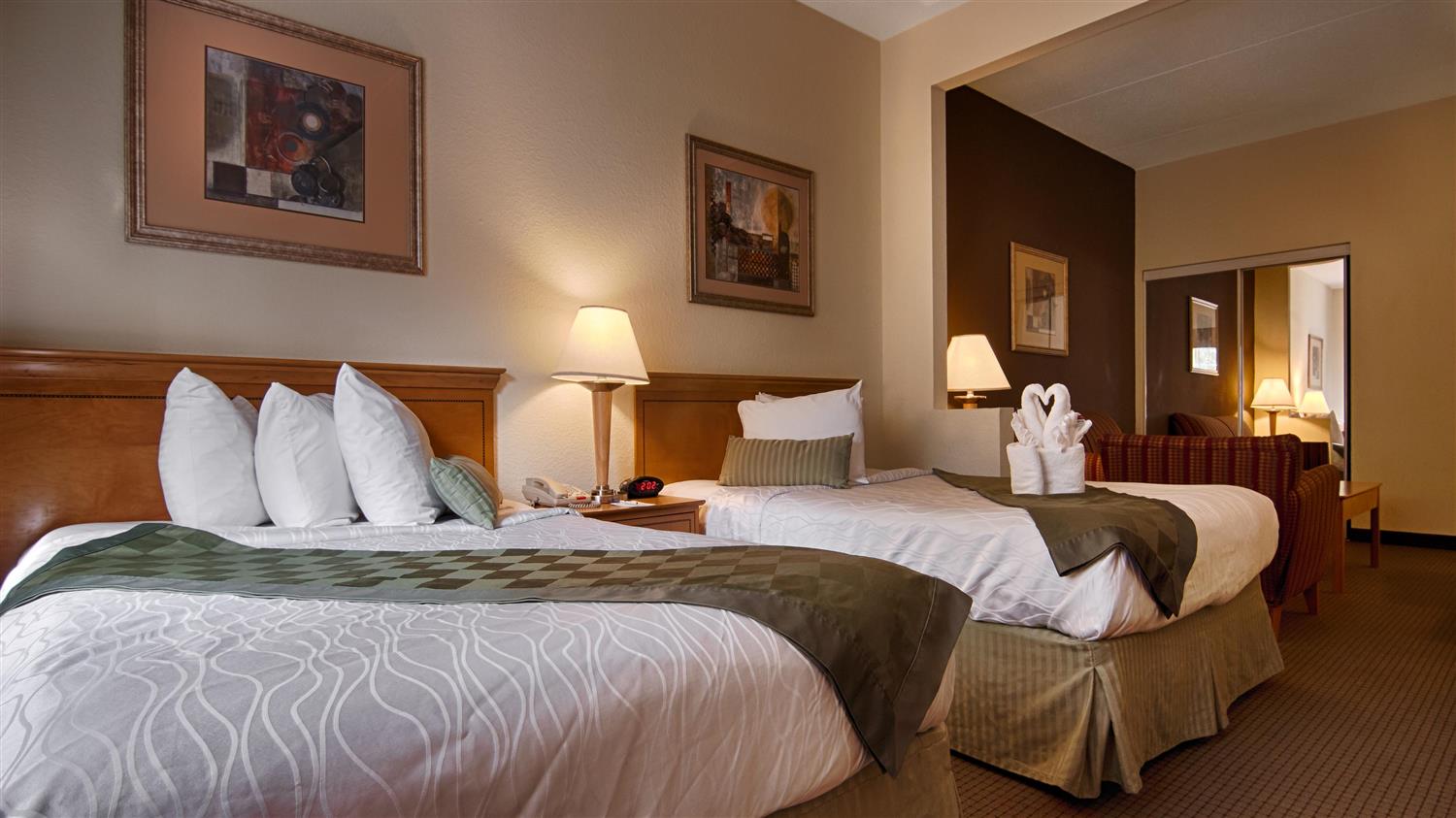 Mini, Suite, 2 Double Beds, Sofa