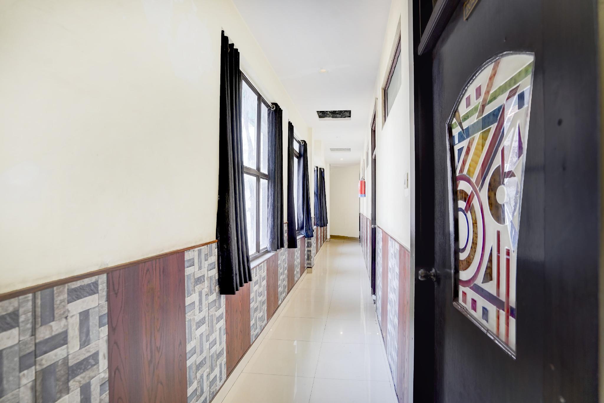 Hotel Kota Royal 35/49