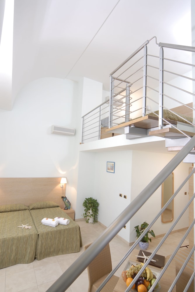 Hotel Villa Carolina 14/30
