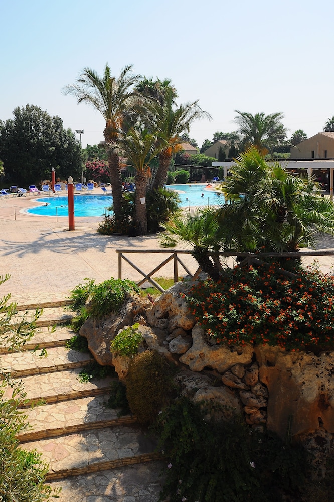 Delfino Beach Hotel 43/50