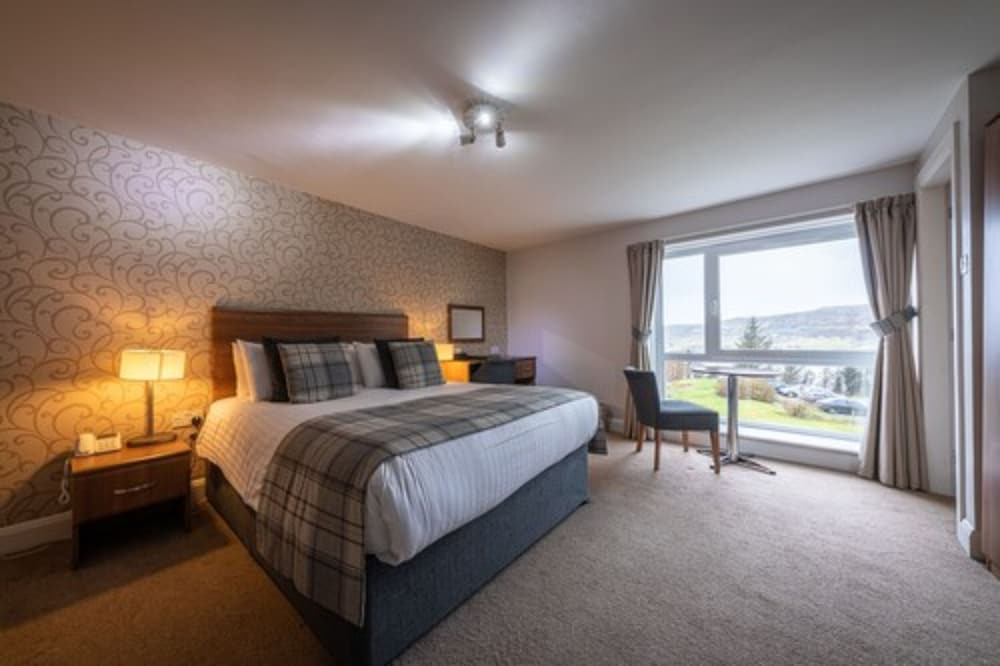 Uig Lodge Hotel 6/59