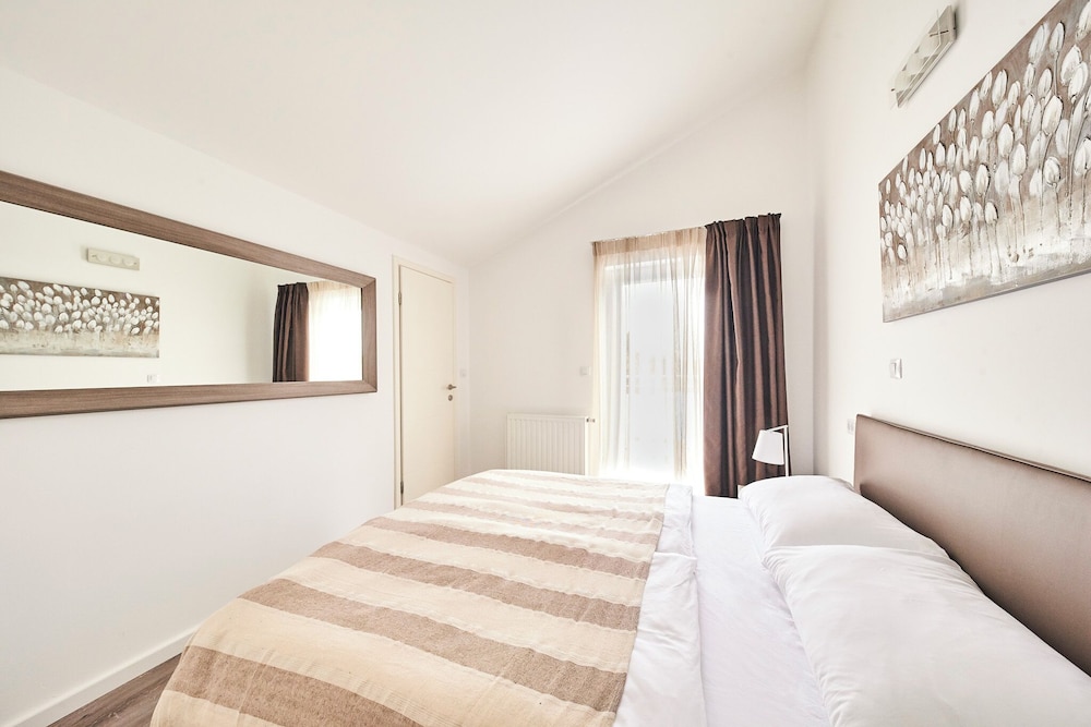 SUPERIOR, APARTMENT, SEA VIEW, BALCONY