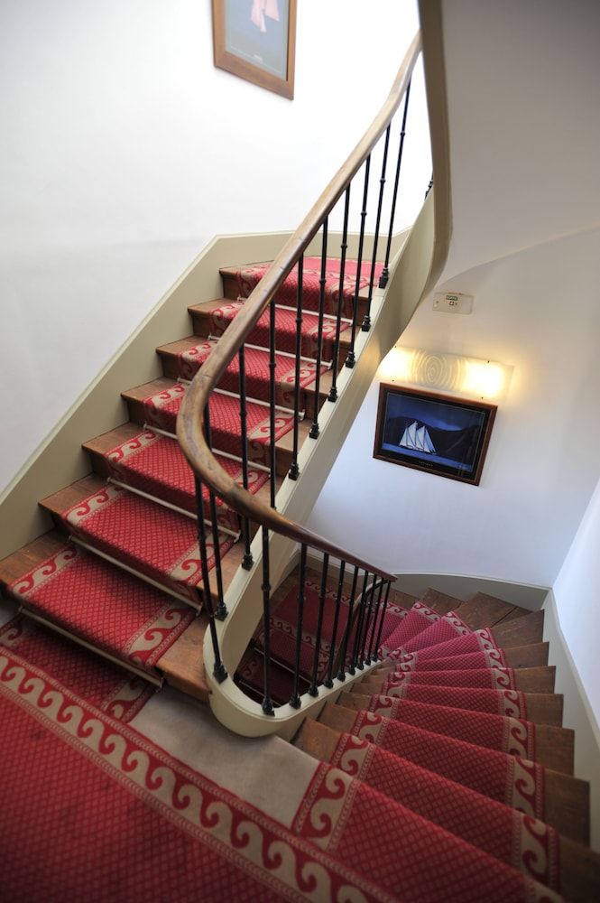 Hotel Des Falaises 42/49