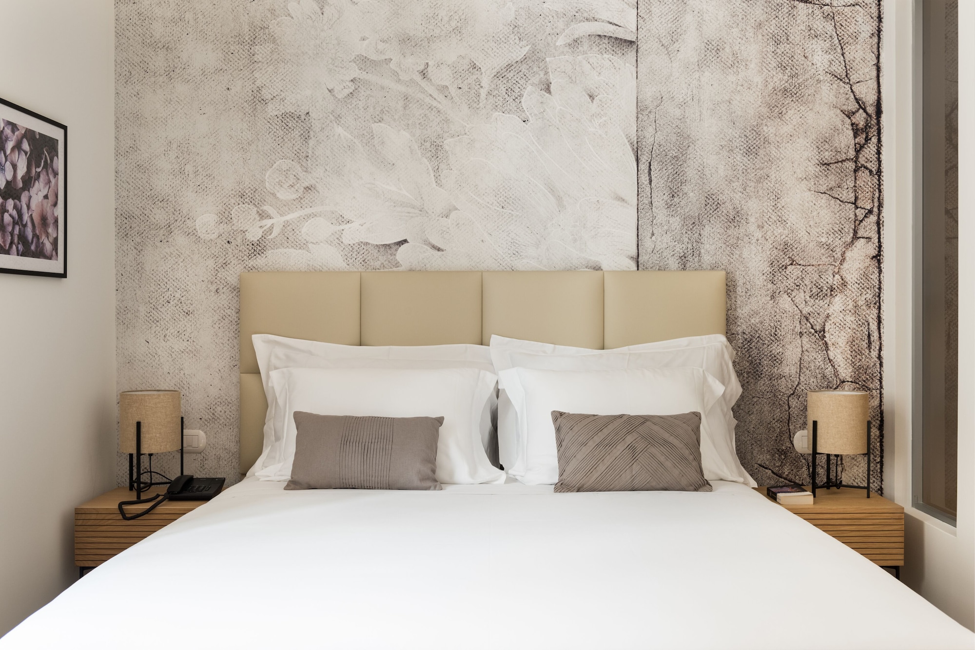 DELUXE, SUITE, KING BED, SOFA