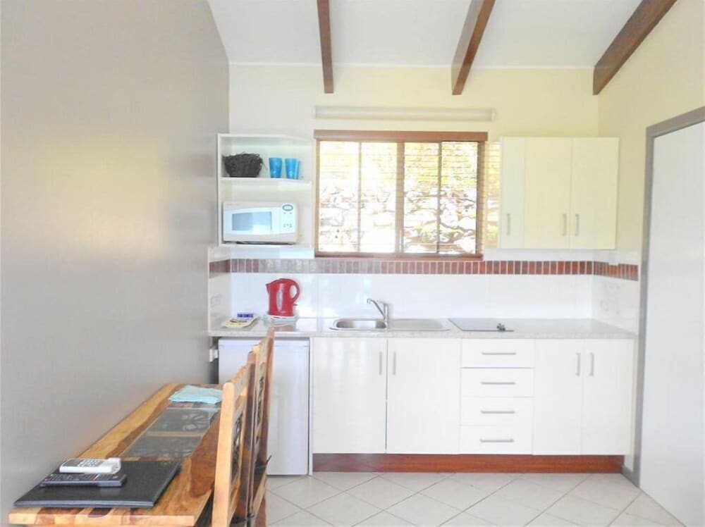 CORAL POINT LODGE 22/35