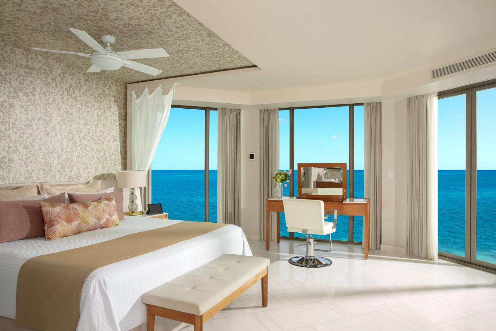 Bridal, Preferred Club, Suite, King Bed, Ocean Front