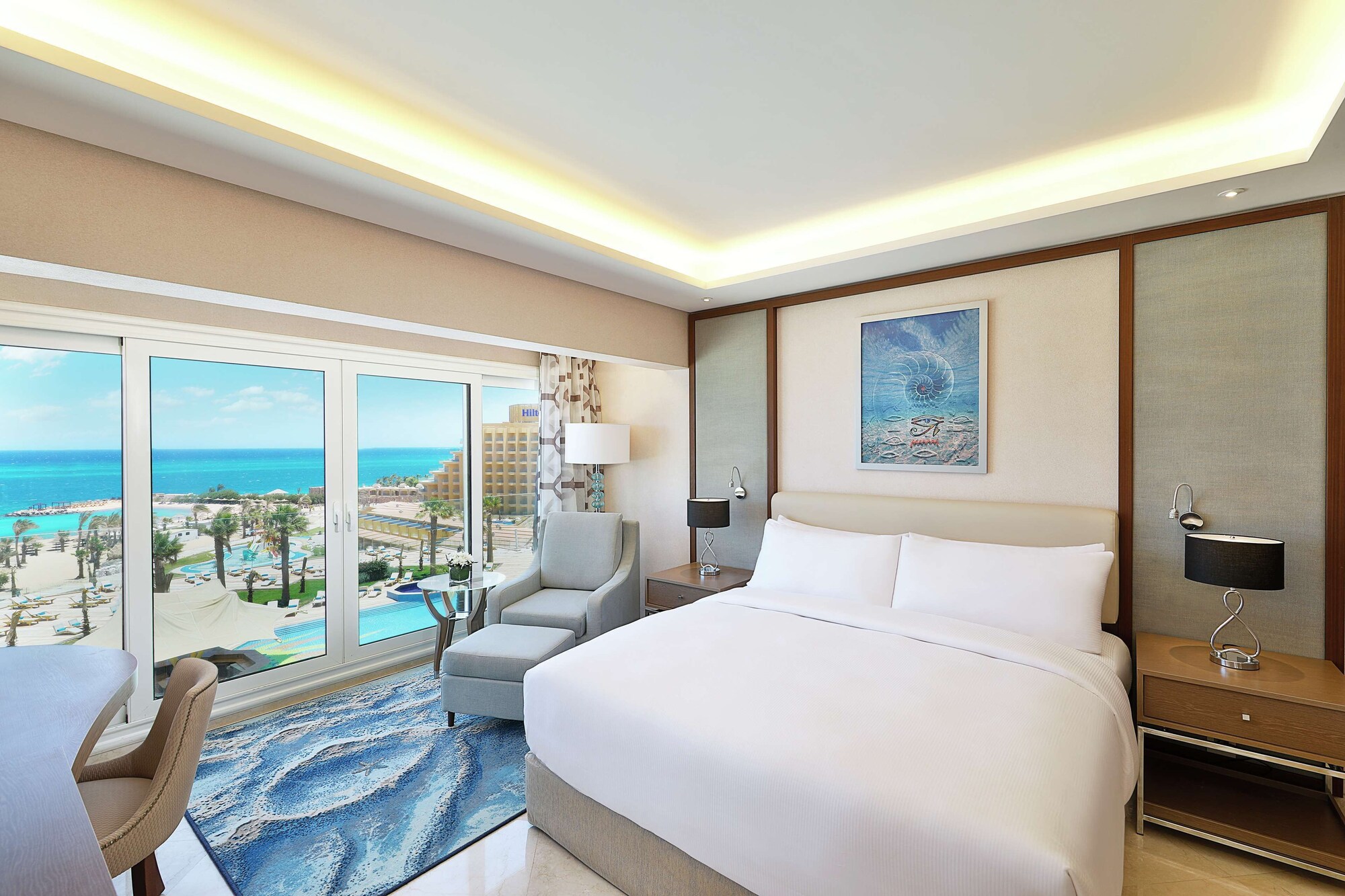 DELUXE, KING BED, SEA VIEW