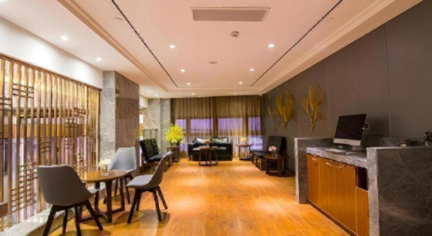 Yitel (Shanghai Hongqiao Linkong Industrial Park, Songhong Road Metro Station) 30/50