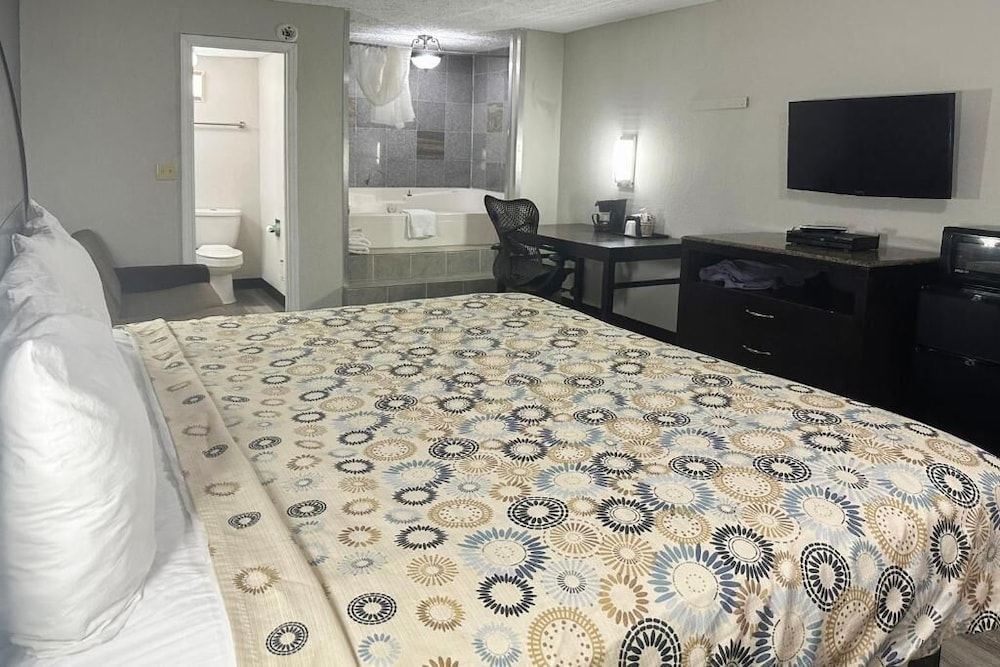 Regal Inn Guntersville Hwy 431 31/50